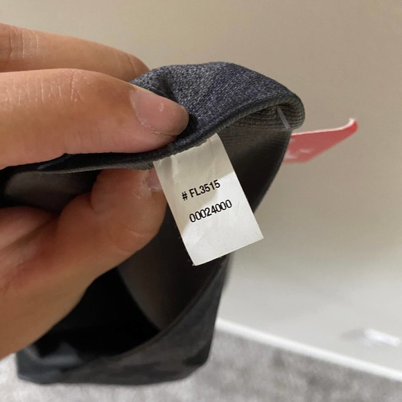 Spanx Look At Me Now Leggings in Black Camo sz XS - Picture 3 of 5